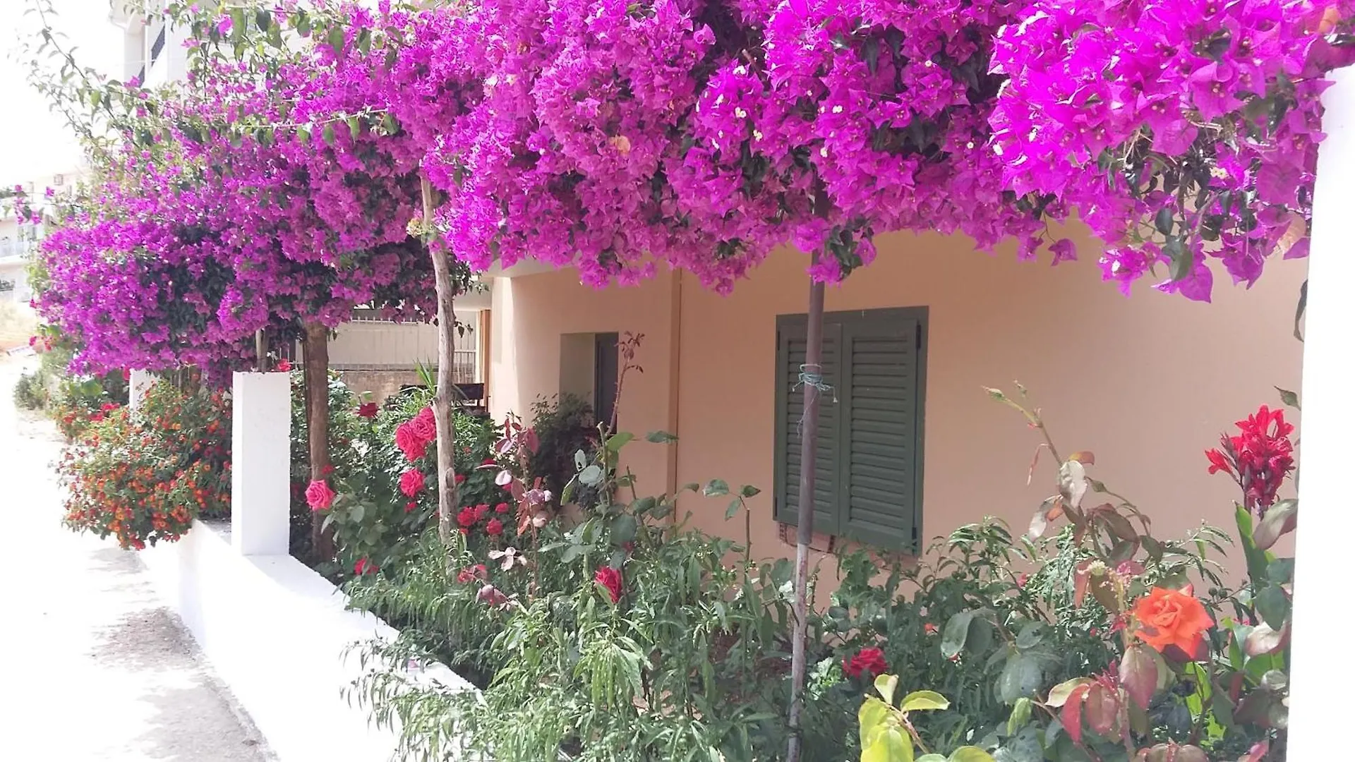 Marinos Studios - 1St Floor Apartment Πόρος 0*,  Ελλάδα