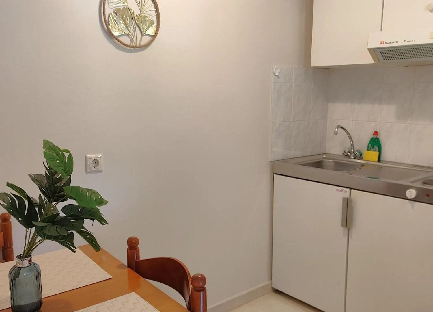 Marinos Studios - 1St Floor Apartment Πόρος