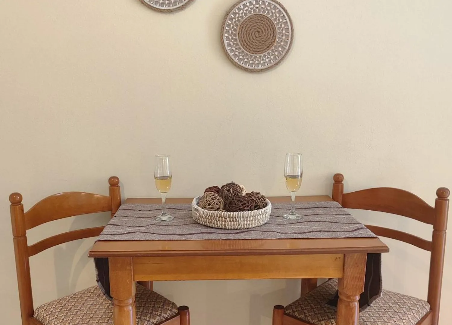 Marinos Studios - 1St Floor Apartment Πόρος