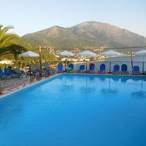 Oceanis Πόρος